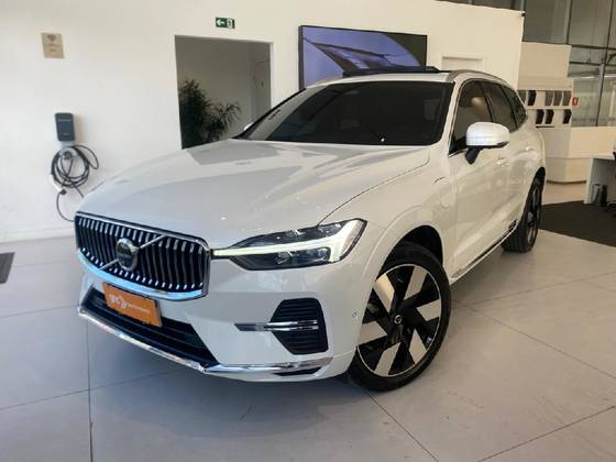 VOLVO XC60 2.0 T8 RECHARGE ULTIMATE AWD GEARTRONIC